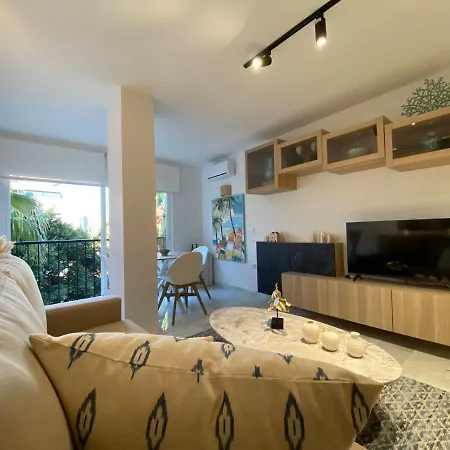 Nomad Milos Y Bali شقة ماربيا