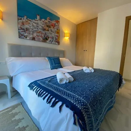 Nomad Milos Y Bali * Marbella