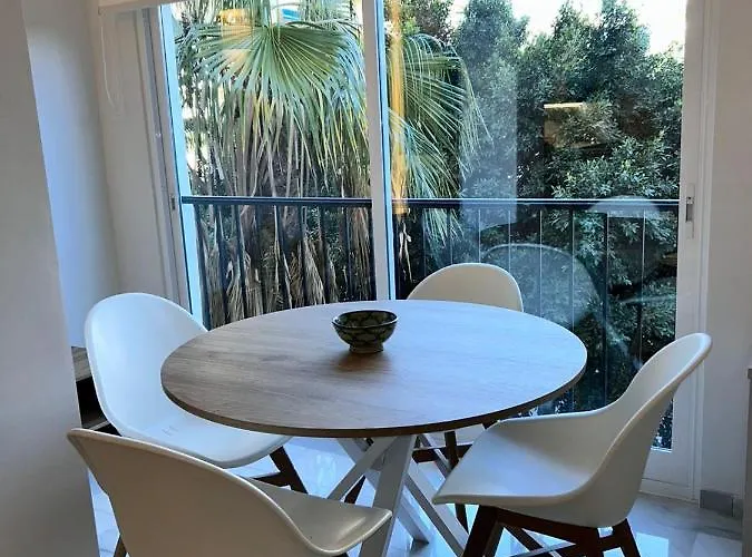 Apartament Nomad Milos Y Bali *