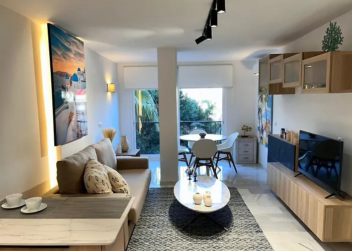 Nomad Milos Y Bali * Marbella