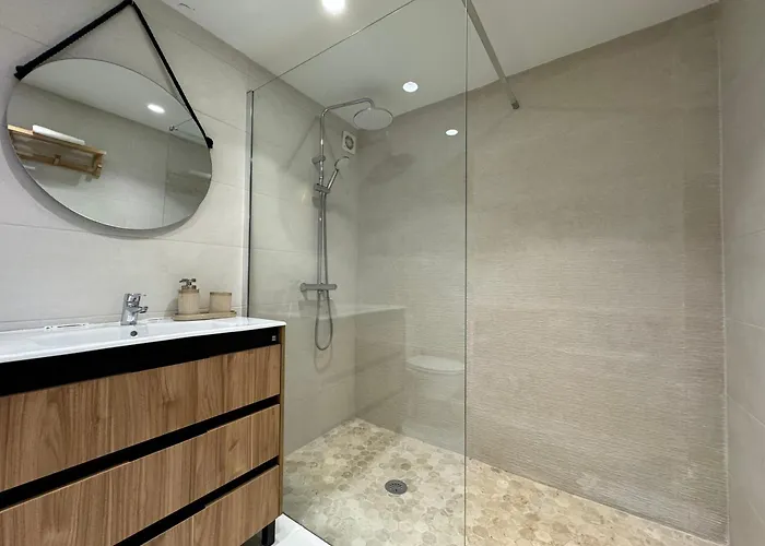 Nomad Milos Y Bali *