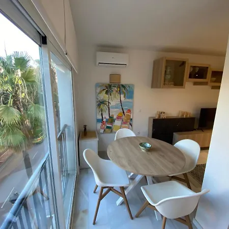 Apartment Nomad Milos Y Bali
