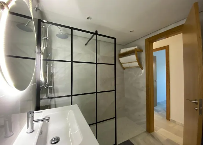 Nomad Milos Y Bali Lejlighed Marbella